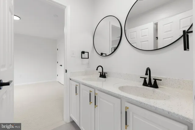 $1,175,000 | 5204 Muirfield Drive, Ijamsville, MD 21754