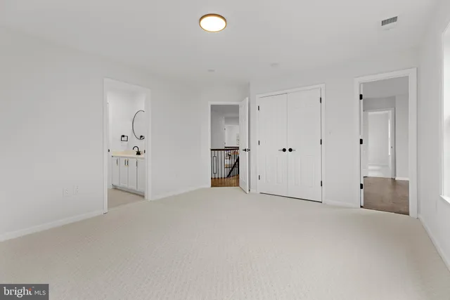 $1,175,000 | 5204 Muirfield Drive, Ijamsville, MD 21754