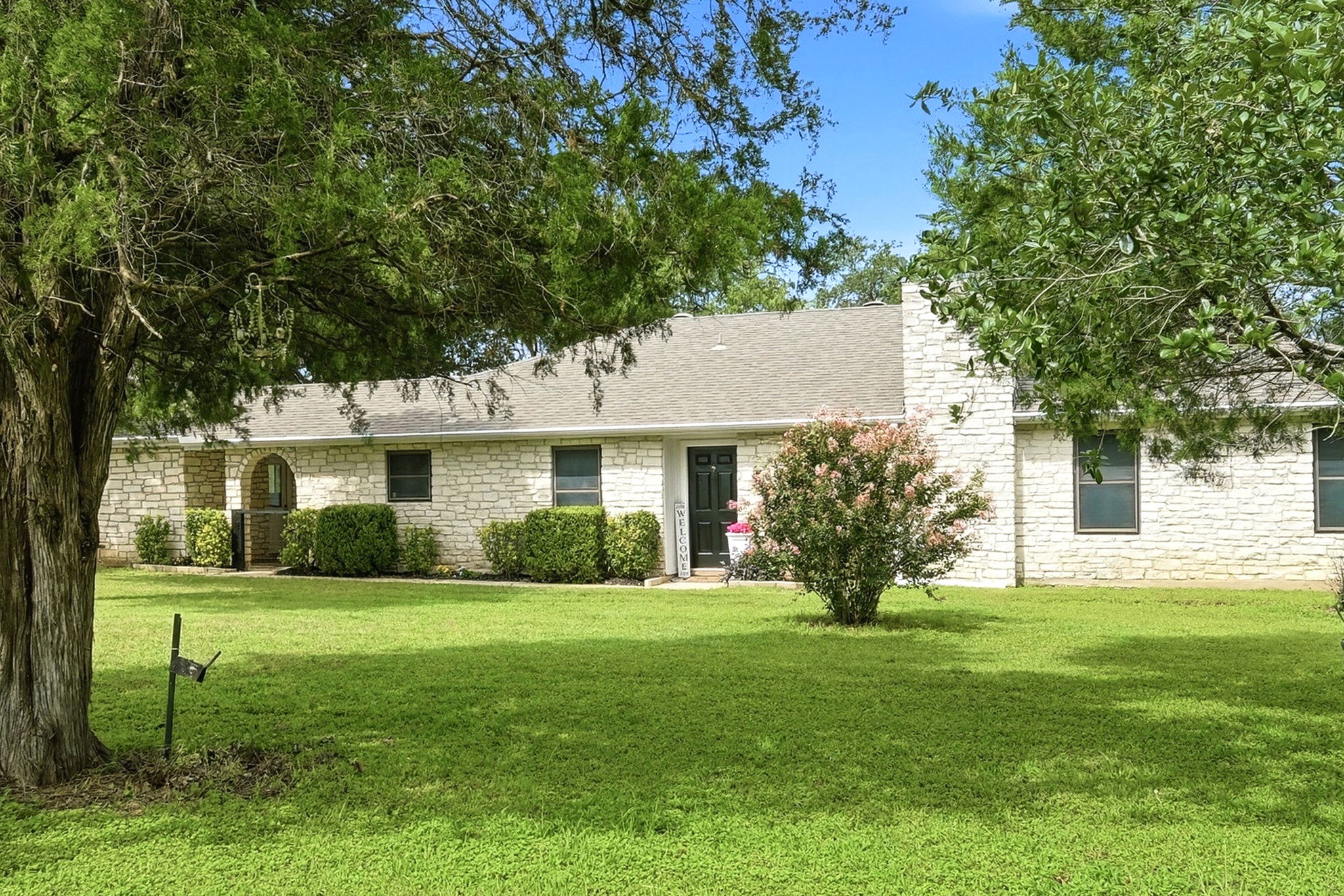 900 County Road 474 Elgin, TX 78621 - Photo 6 of 36