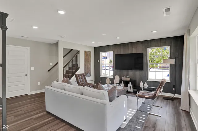 $342,390 | 5914 Juna Avenue, Plainfield, IN 46168