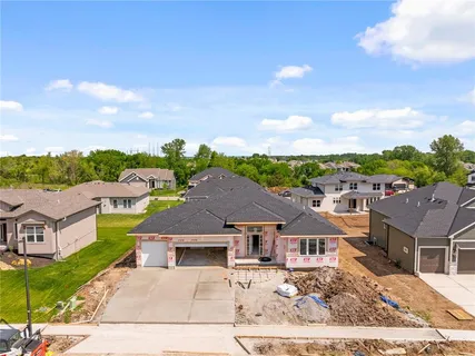 $699,575 | 25010 West 89th Terrace, Lenexa, KS 66227