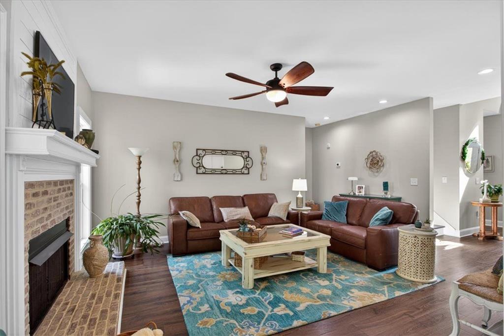 207 Oakwind Court Canton, GA 30114 - Photo 11 of 42