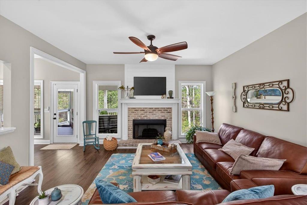 207 Oakwind Court Canton, GA 30114 - Photo 12 of 42