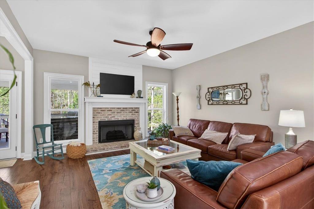 207 Oakwind Court Canton, GA 30114 - Photo 13 of 42