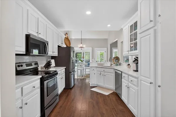 $565,000 | 207 Oakwind Court, Canton, GA 30114