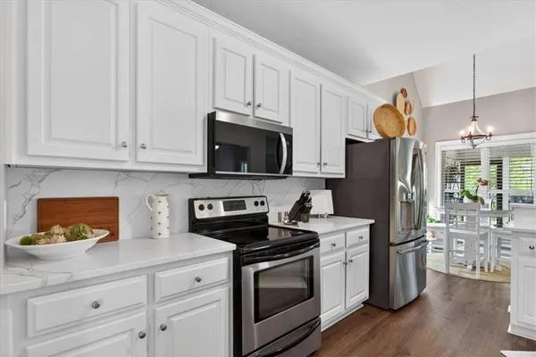 $565,000 | 207 Oakwind Court, Canton, GA 30114