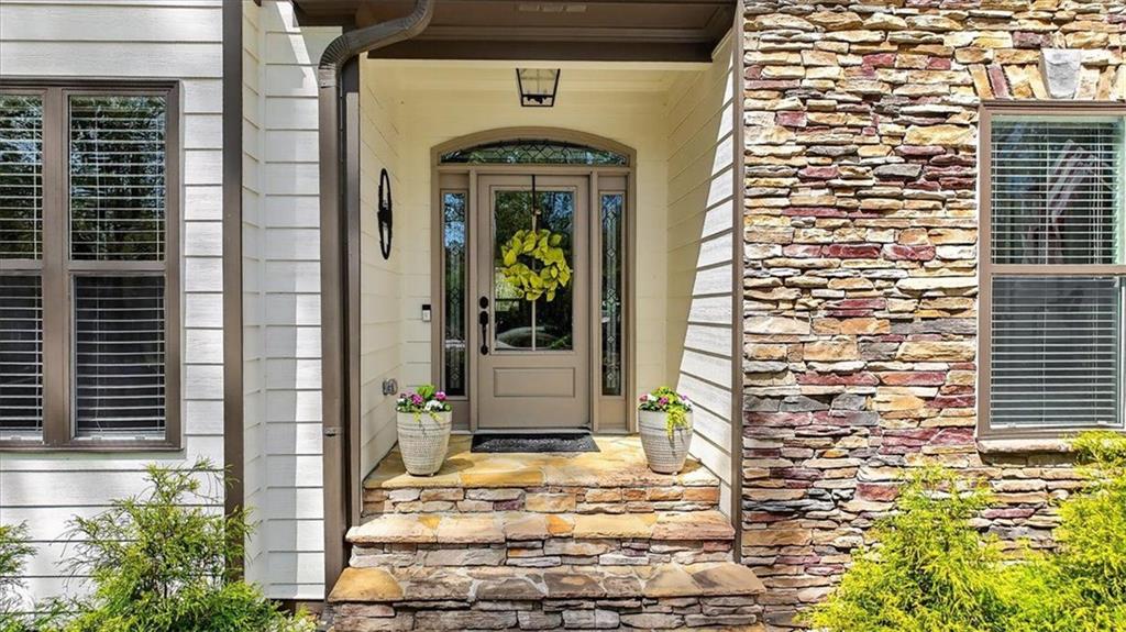 207 Oakwind Court Canton, GA 30114 - Photo 3 of 42