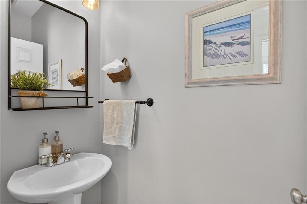 207 Oakwind Court Canton, GA 30114 - Photo 32 of 42