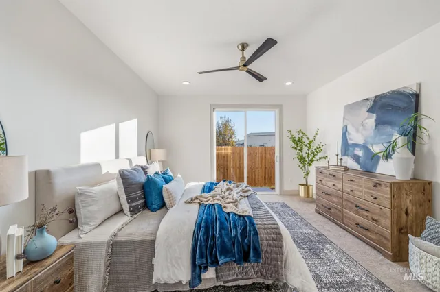 $934,900 | 5273 N River, Garden City, ID 83714