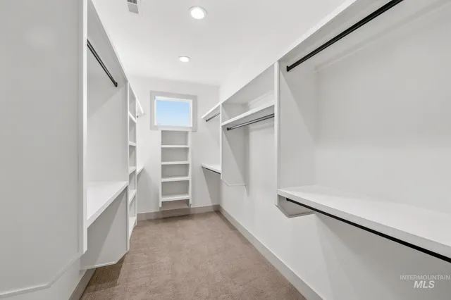 $934,900 | 5273 N River, Garden City, ID 83714