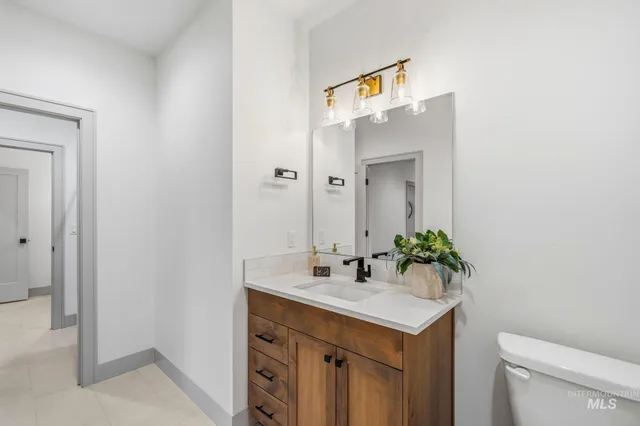 $934,900 | 5273 N River, Garden City, ID 83714