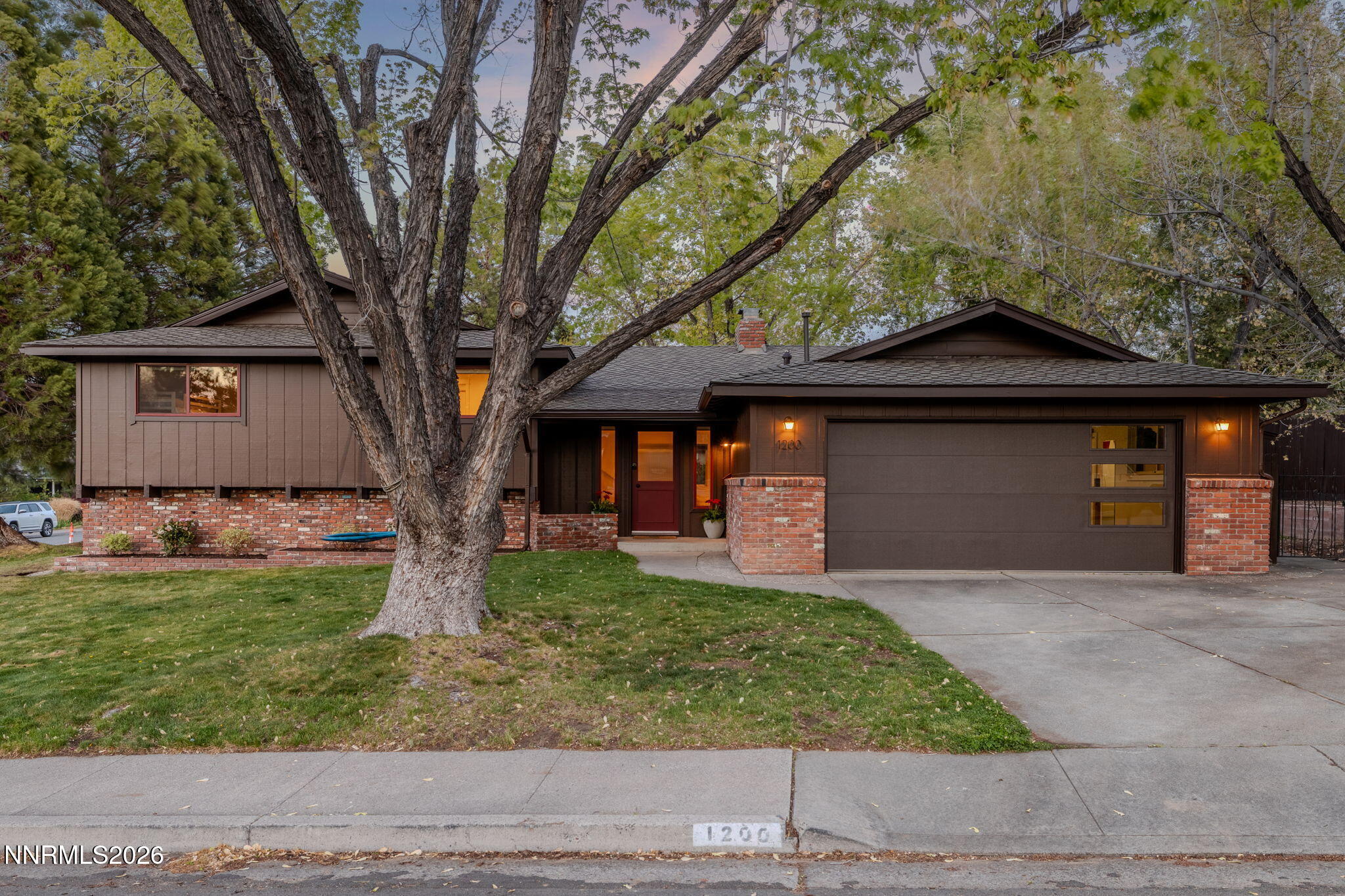 1200 Joshua Drive Reno, NV 89509 - Photo 36 of 40 43-web-or-mls-1200 Joshua Twilight-2