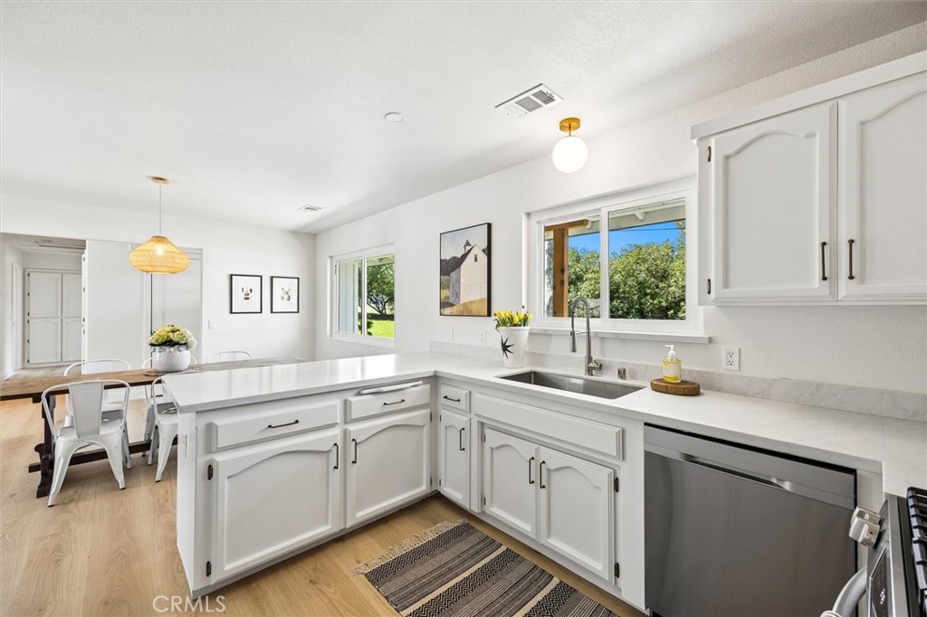 4255 San Benito Road Atascadero, CA 93422 - Photo 6 of 51