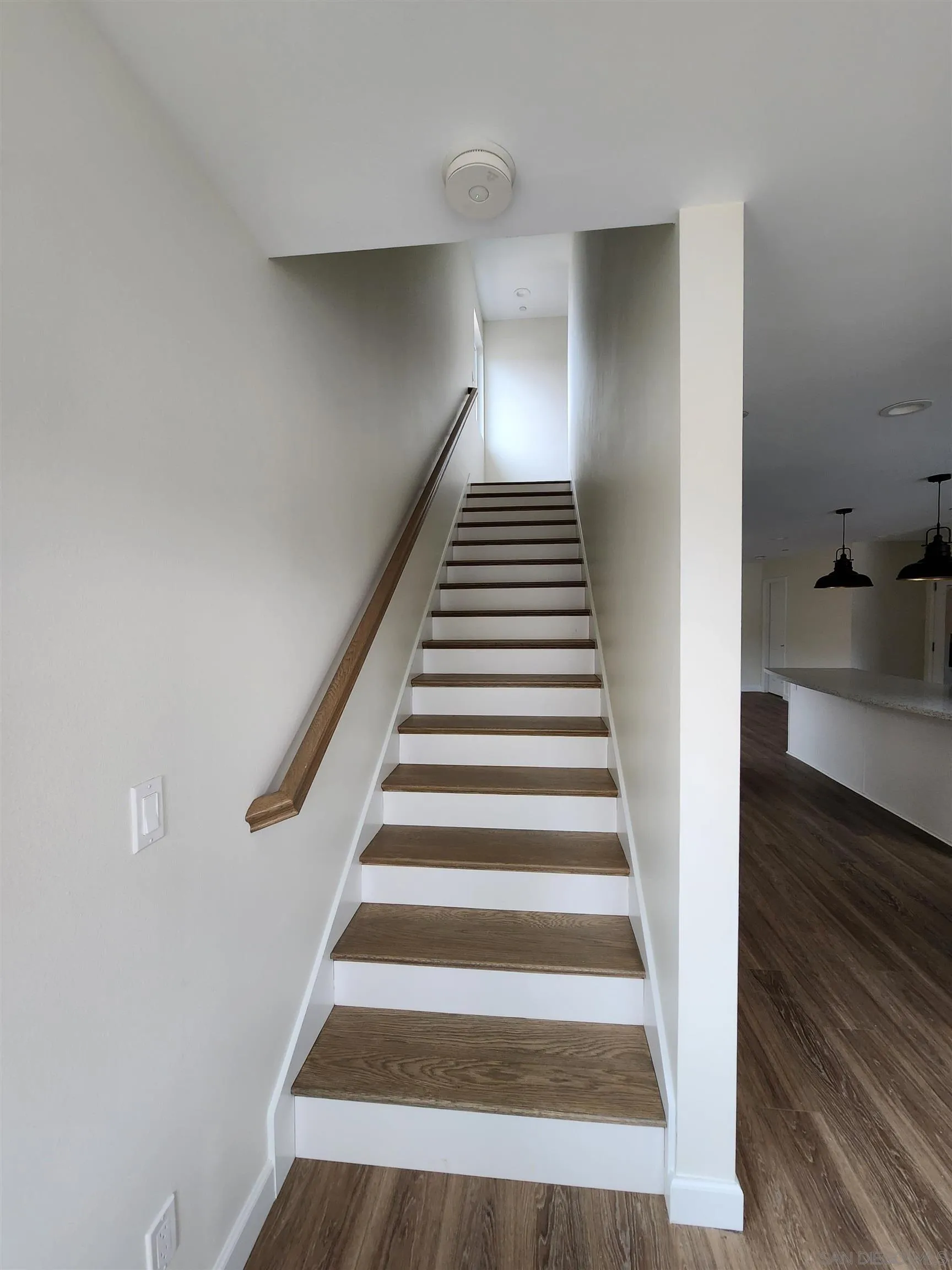 750 North Citrus Avenue, Unit 1 Vista, CA 92084 - Photo 4 of 14 a view of entryway