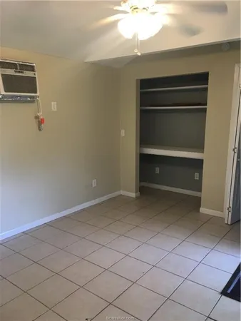 $675 | 500 B Nagle Street, College Station, TX 77840