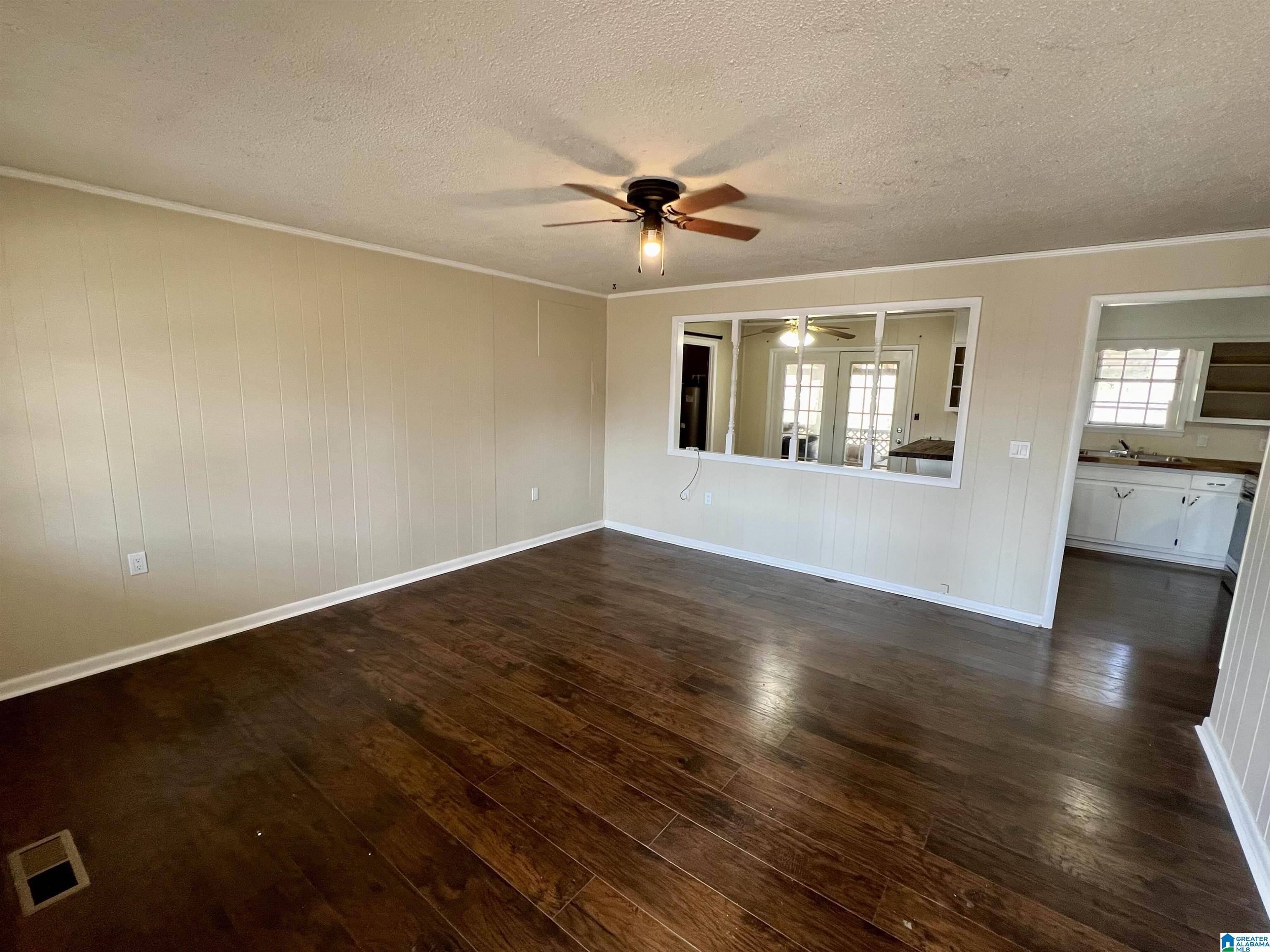 427 Lakeview Drive Hamilton, AL 35570 - Photo 12 of 38