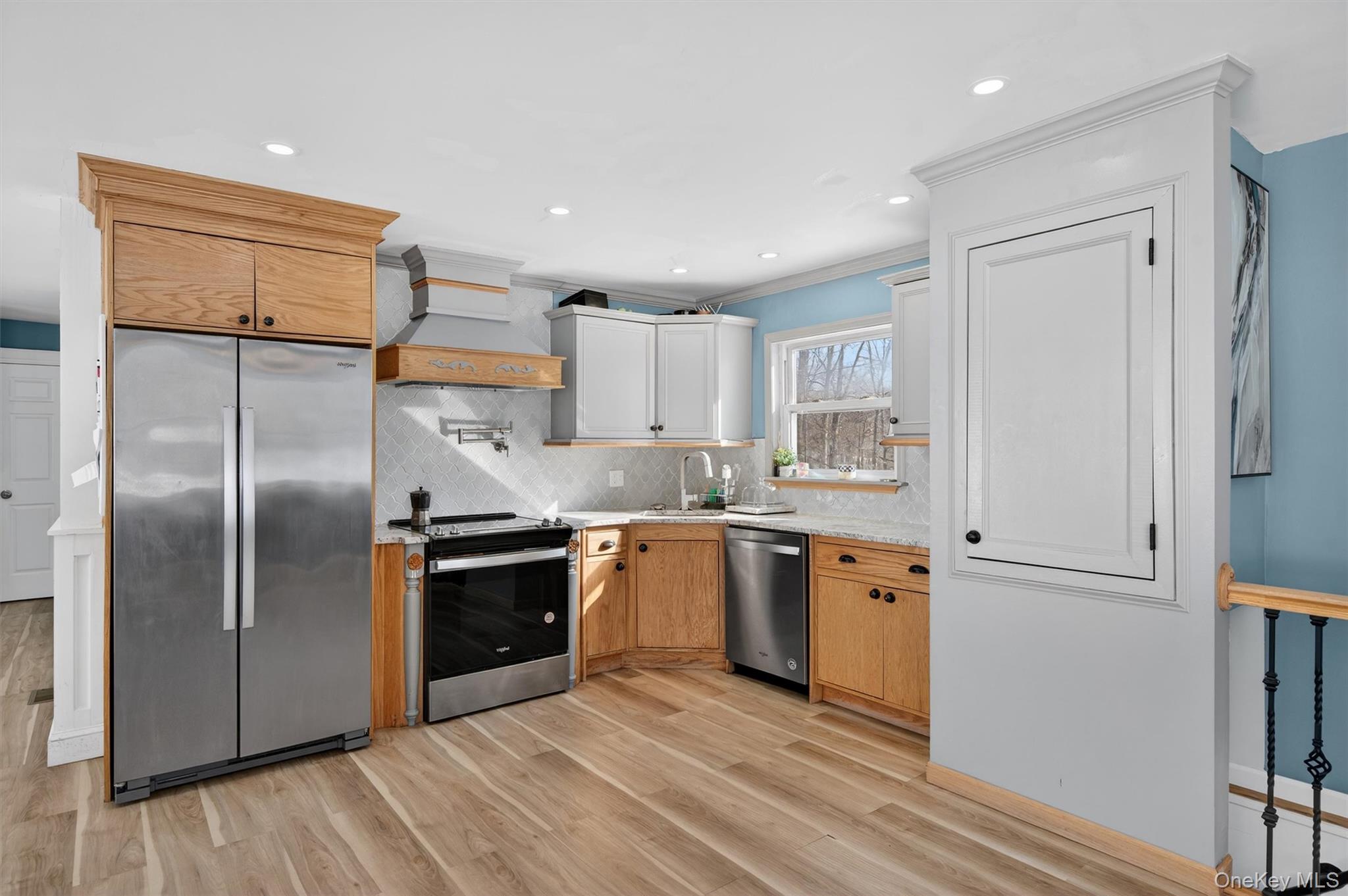 51 East Green Road Rock Tavern, NY 12575 - Photo 16 of 43 a kitchen with granite countertop a refrigerator oven a sink and dishwasher