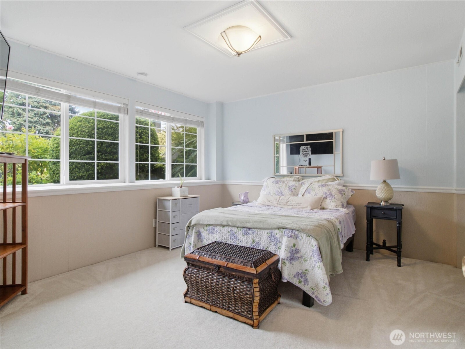 2012 Lincoln Circle Southeast Renton, WA 98055 - Photo 23 of 34 Gallery Image 23