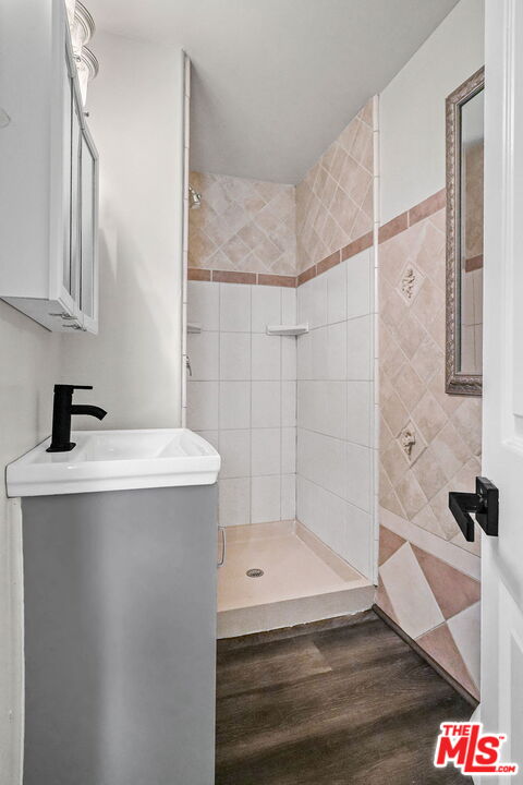 23248 County Line Road Chatsworth, CA 91311 - Photo 13 of 20