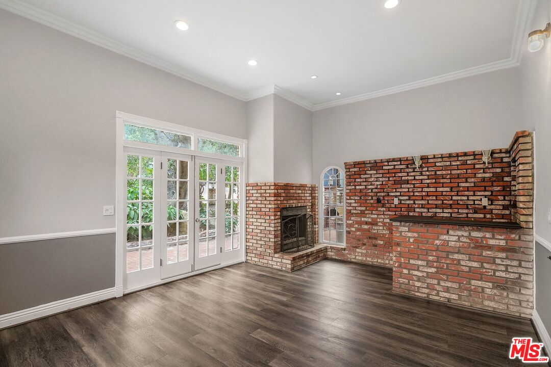 23248 County Line Road Chatsworth, CA 91311 - Photo 7 of 20