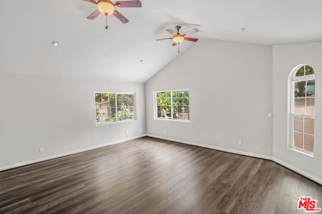 23248 County Line Road Chatsworth, CA 91311 - Photo 8 of 20