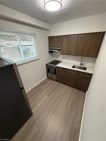 $765 | 222 North Hawthorne Road, Unit A, Winston-Salem, NC 27104