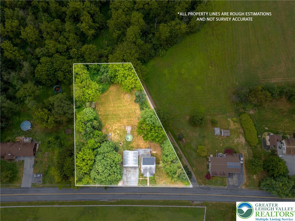 713 Almond Road Walnutport, PA 18088 - Photo 3 of 46 Gallery Image 3