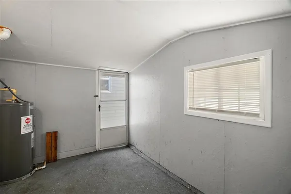 $285,000 | 105 West Stevens Avenue, Eustis, FL 32726