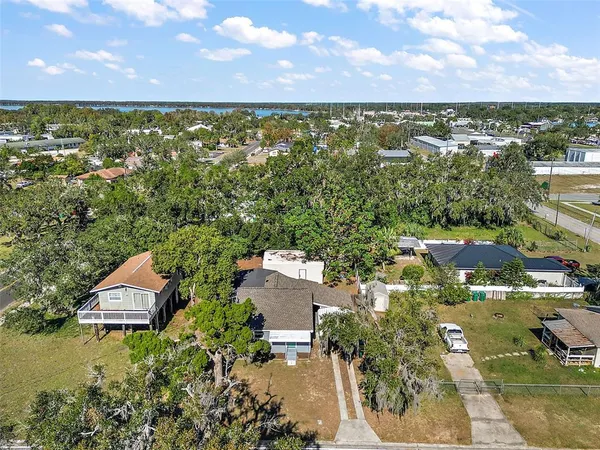 $285,000 | 105 West Stevens Avenue, Eustis, FL 32726