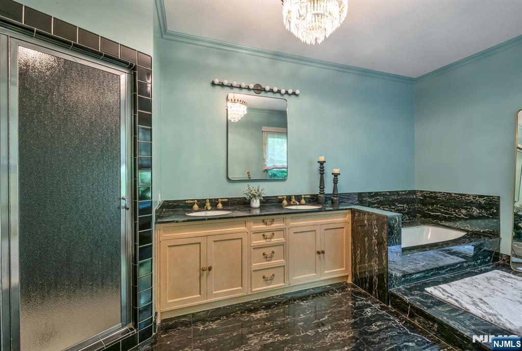 681 Closter Dock Road Closter, NJ 07624 - Photo 19 of 40