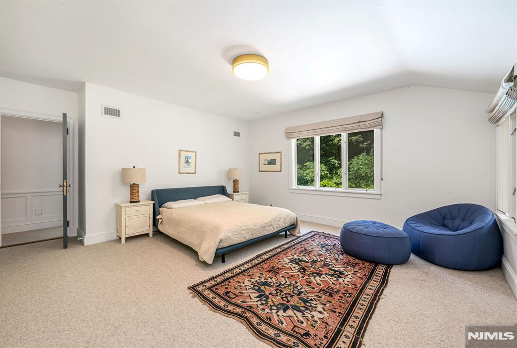 681 Closter Dock Road Closter, NJ 07624 - Photo 25 of 40