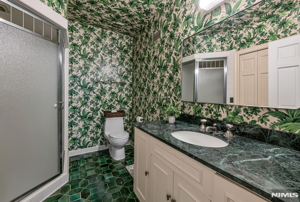 681 Closter Dock Road Closter, NJ 07624 - Photo 26 of 40