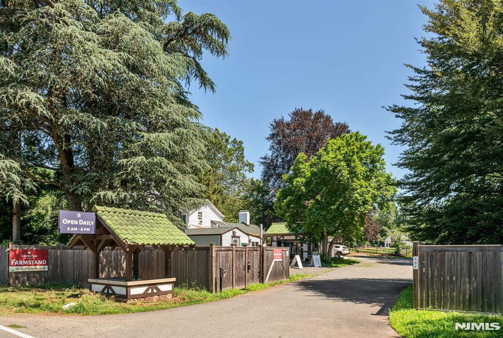 681 Closter Dock Road Closter, NJ 07624 - Photo 38 of 40