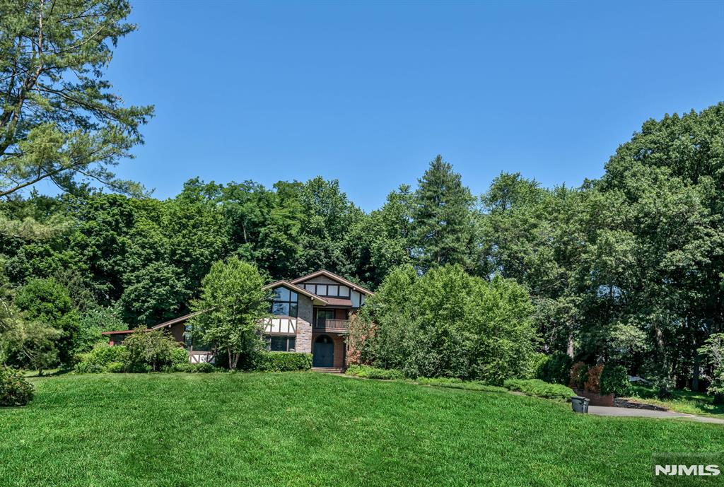 681 Closter Dock Road Closter, NJ 07624 - Photo 40 of 40