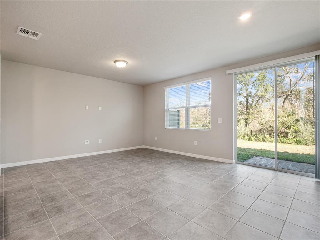 658 Legacy Loop Davenport, FL 33896 - Photo 10 of 26