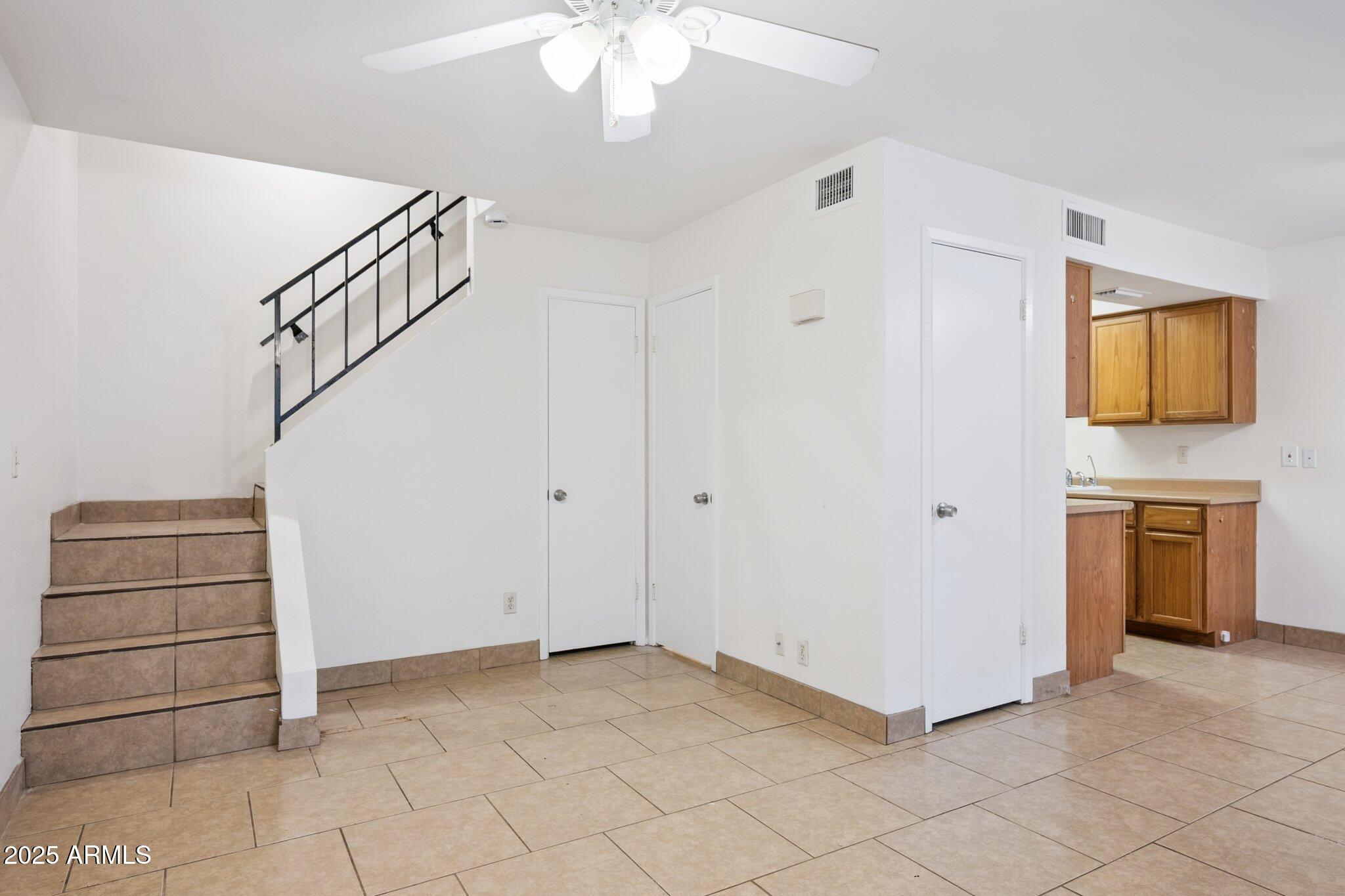 286 West Palomino Drive, Unit 79 Chandler, AZ 85225 - Photo 5 of 26 Living Room3