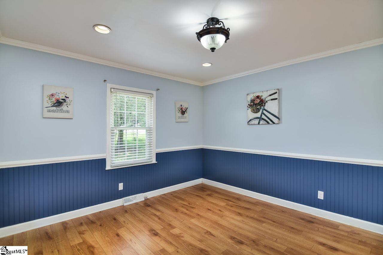 205 Gravley Road Greer, SC 29651 - Photo 8 of 36 Gallery Image 8