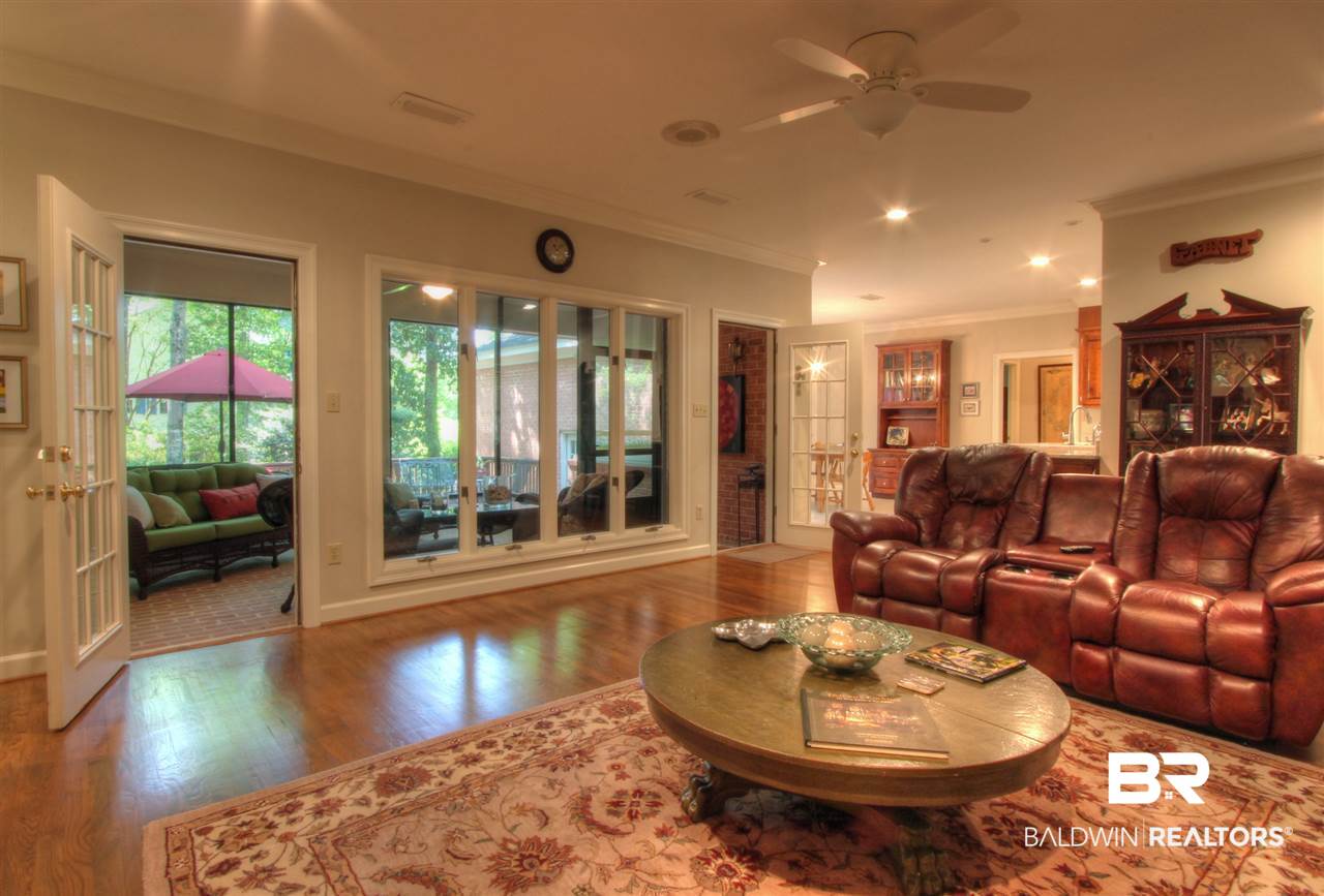 301 Potters Mills Road Daphne, AL 36526 - Photo 6 of 32 Living Room 02