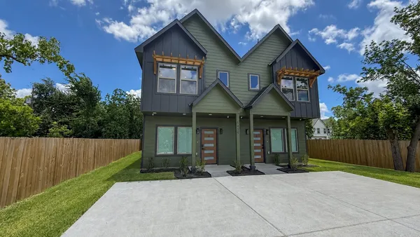 $2,100 | 5414 Ina Street, Houston, TX 77028