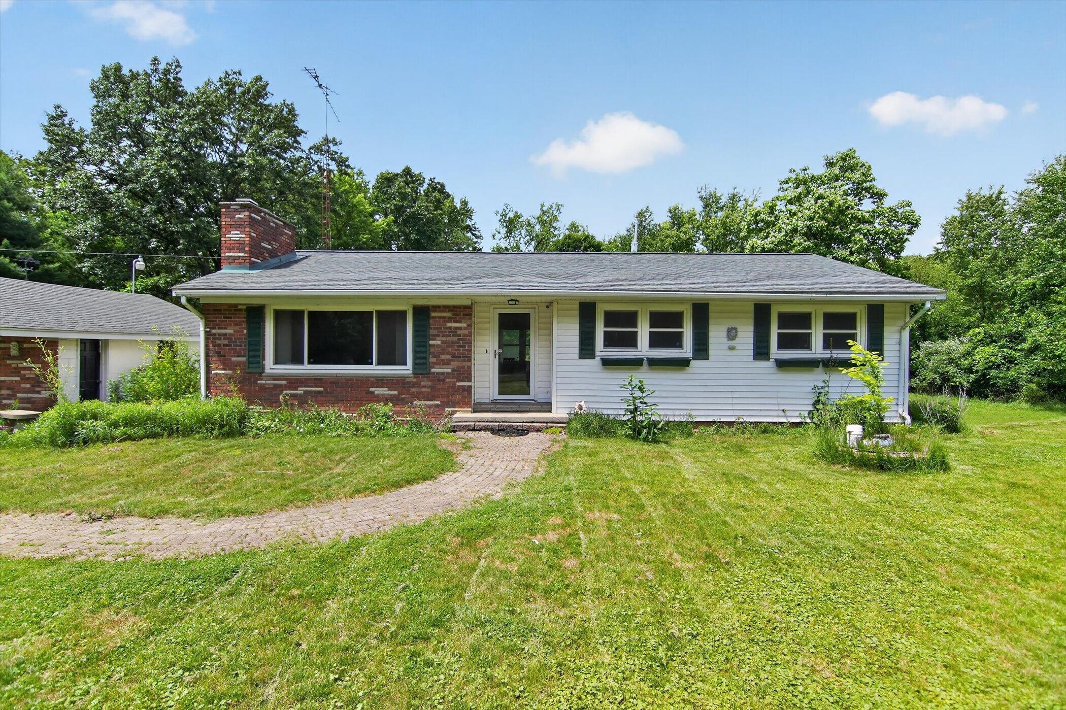 7836 Cuff Road Jackson, MI 49201 - Photo 39 of 43 06-7836-Cuff-Rd-WindowStill-Photography