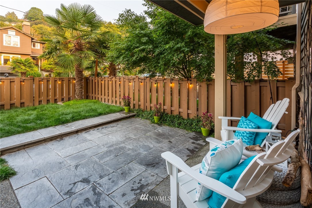 2425 55th Avenue Southwest, Unit A Seattle, WA 98116 - Photo 22 of 25 Gallery Image 22