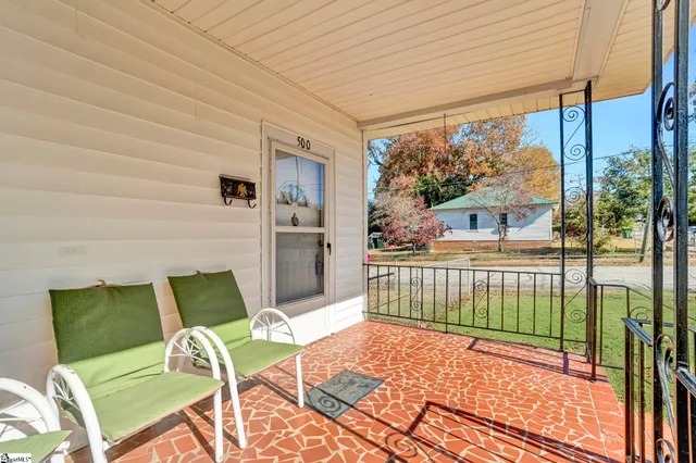 $129,900 | 500 West Calhoun Street, Joanna, SC 29351