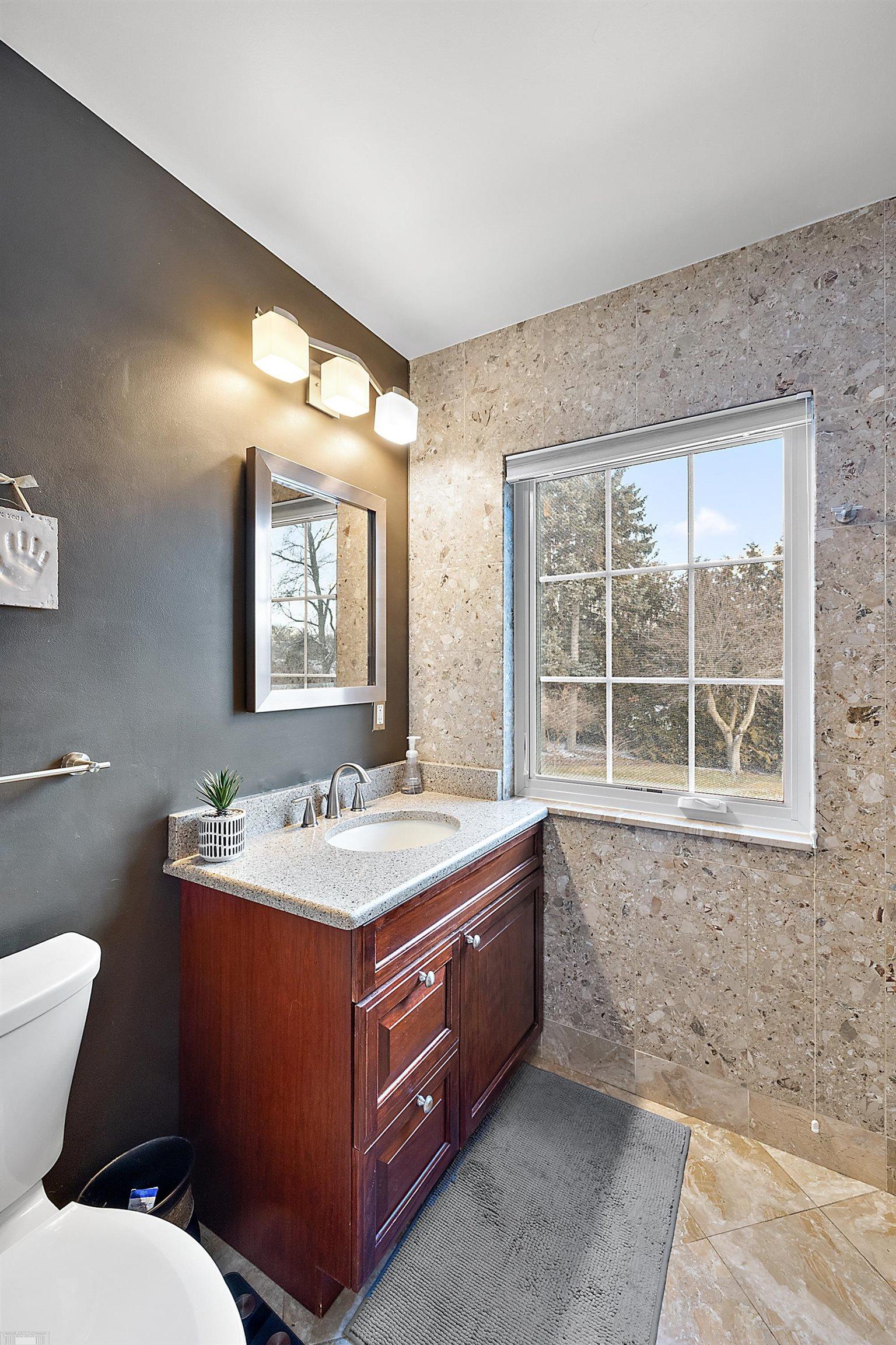 158 Merriweather Road Grosse Pointe Farms, MI 48236 - Photo 25 of 57