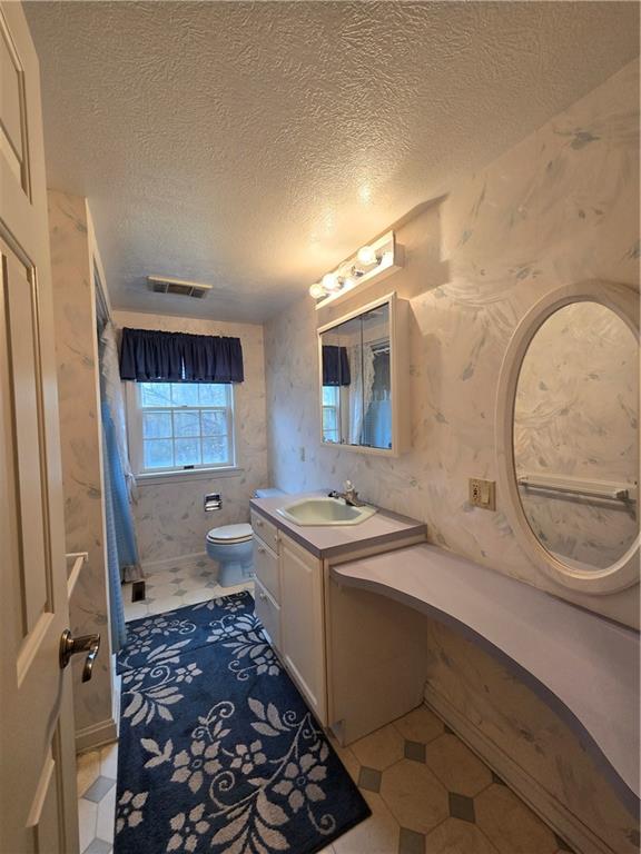 205 Hamburg Road Greenville, PA 16125 - Photo 26 of 39 a bathroom with a sink toilet and shower