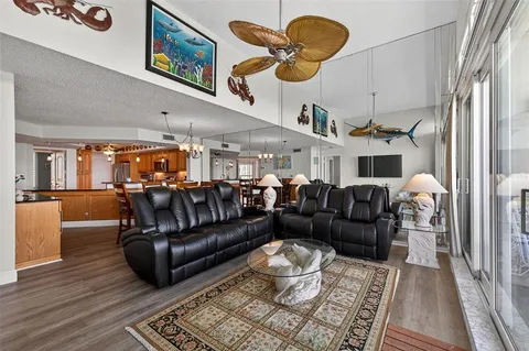$674,900 | 5279 Isla Key Boulevard South, Unit 410, St. Petersburg, FL 33715