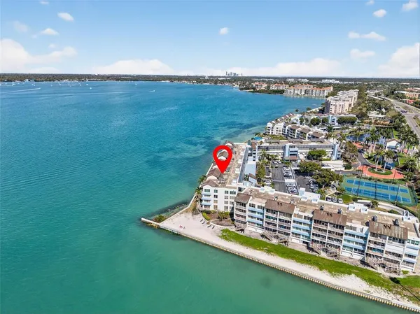 $674,900 | 5279 Isla Key Boulevard South, Unit 410, St. Petersburg, FL 33715