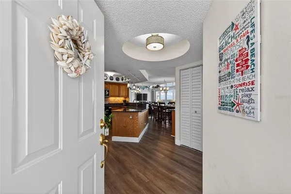 a kitchen that has a lot of cabinets in it