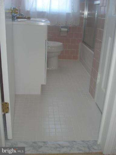 4306 Cortez Road Brooklyn, MD 21225 - Photo 5 of 12 Bath #1