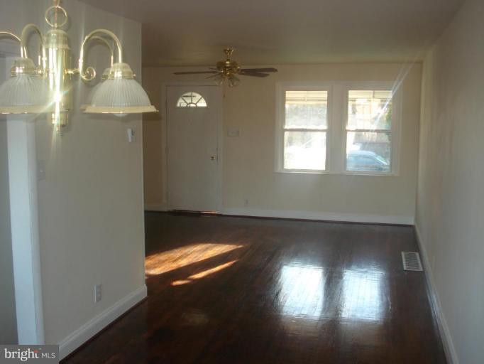 4306 Cortez Road Brooklyn, MD 21225 - Photo 9 of 12 Living Room #2