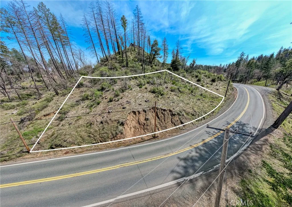 13553 View Cobb Ca Cobb, CA 95426 - Photo 1 of 15 a view of a backyard with wooden fence